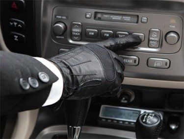 Button should wear these. Bionic Men's Driving Gloves: Sports & Outdoors | Leather  driving gloves, Driving gloves, Gloves