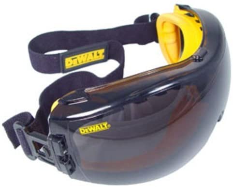 DEWALT - DPG82-21C Dewalt DPG82-21 Concealer Smoke Anti-Fog Dual Mold  Safety Goggle Smoke Lens: Buy Online at Best Price in UAE - Amazon.ae