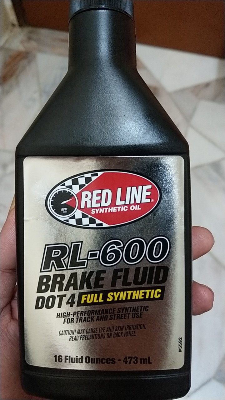 Red Line Redline RL-600 Brake Fluid Oil DOT 4 Full Synthetic 473mL | Shopee  Malaysia