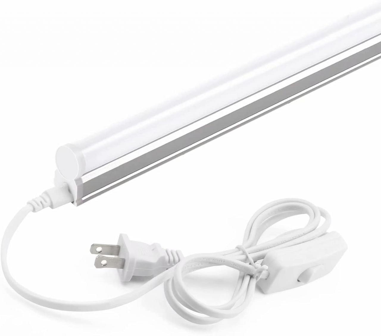 Buy Barrina LED T5 Integrated Single Fixture, 4FT, 2200lm, 6500K (Super  Bright White), 20W, Utility Shop Light, Ceiling and Under Cabinet Light,  Grow Light with Built-in ON/Off Switch Online in Taiwan. B01HBT32PW