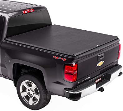 Buy TruXedo TruXport Soft Roll Up Truck Bed Tonneau Cover | 288601 | Fits  2004 - 2015 Nissan Titan w/o Track System 6' 7 Bed (78.9) Online in  Indonesia. B001C3Q9I6