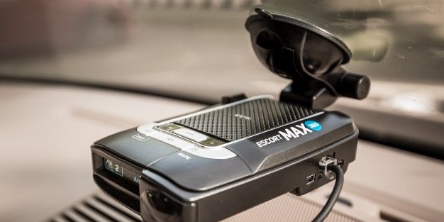 Review: Escort Max 360 Radar Detector with Directional Arrows