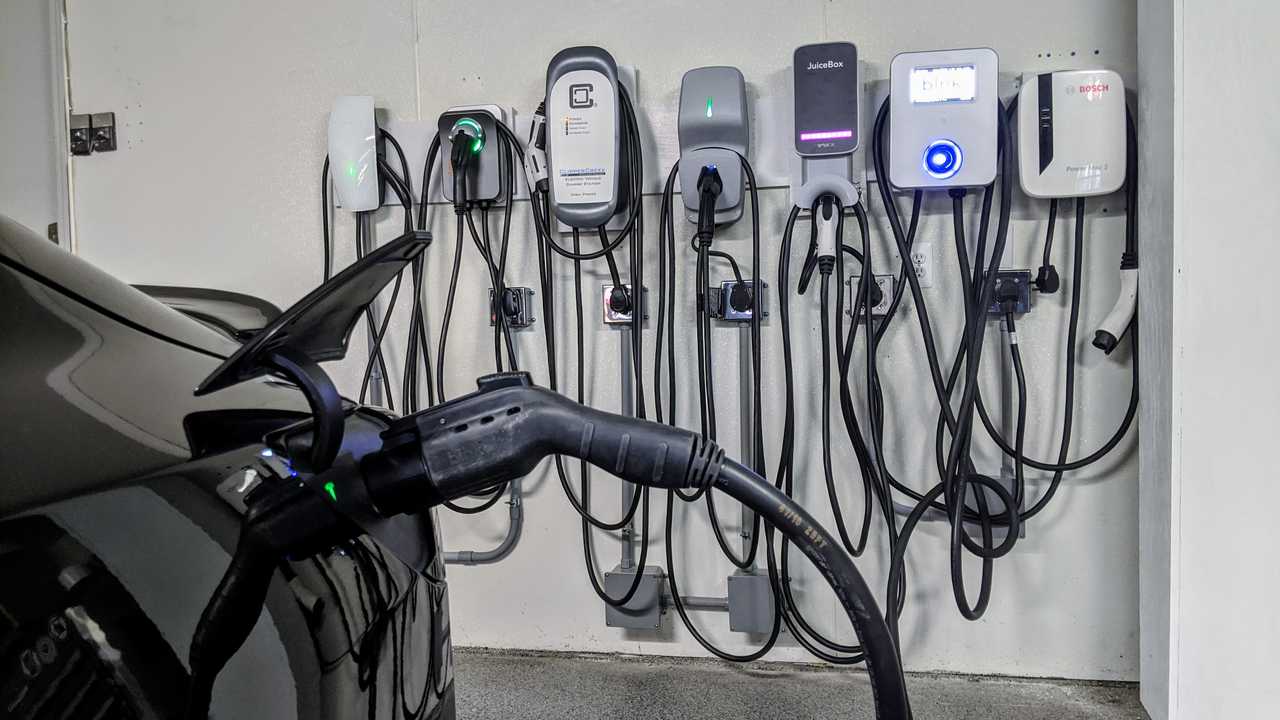 Reviewed: Blink IQ 200 High-Powered EV Charger