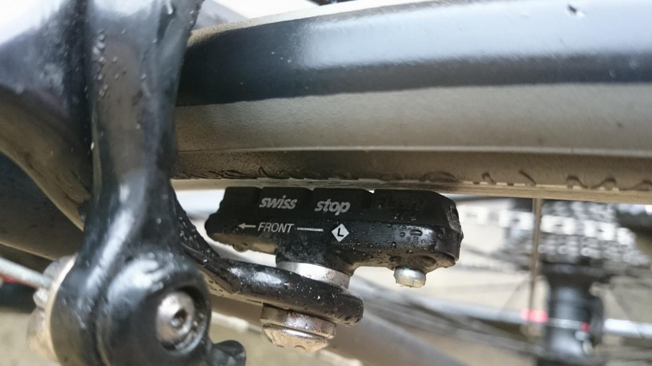 Fitted some new brake pads – Swiss Stop Flash Pro Original Black Compound –  SPOKE REVOLUTIONS