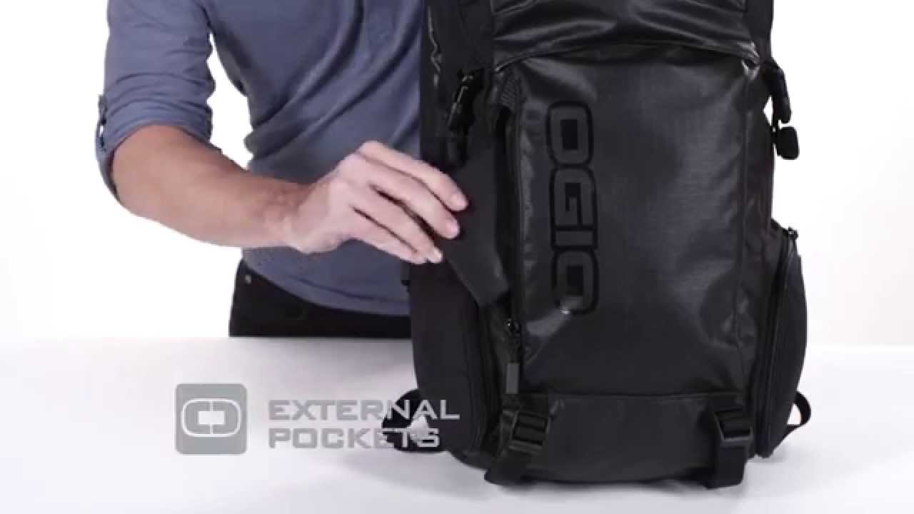 A Backpack Breakdown: the Ogio Throttle & Booq Cobra Reviewed