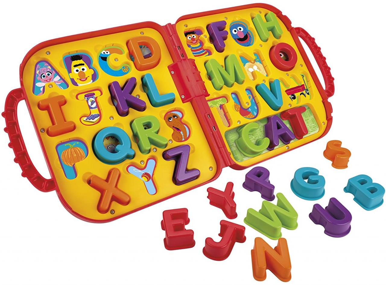 Buy Sesame Street Elmo's On the Go Letters Online at Low Prices in India -  Amazon.in