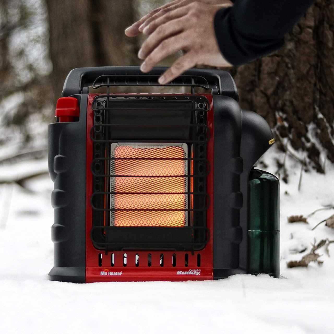 Buy Mr. Heater F232000 MH9BX Buddy 4,000-9,000-BTU Indoor-Safe Portable  Propane Radiant Heater, Red-Black Online in Canada. B002G51BZU