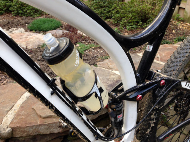 best bike water bottle holder off 65% - medpharmres.com