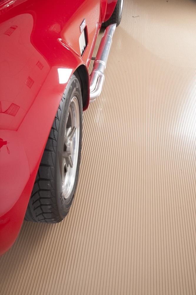 BLT G-FLOOR Rollout Vinyl Garage Floor Protector Mats Ribbed Pattern -  California Car Cover Company