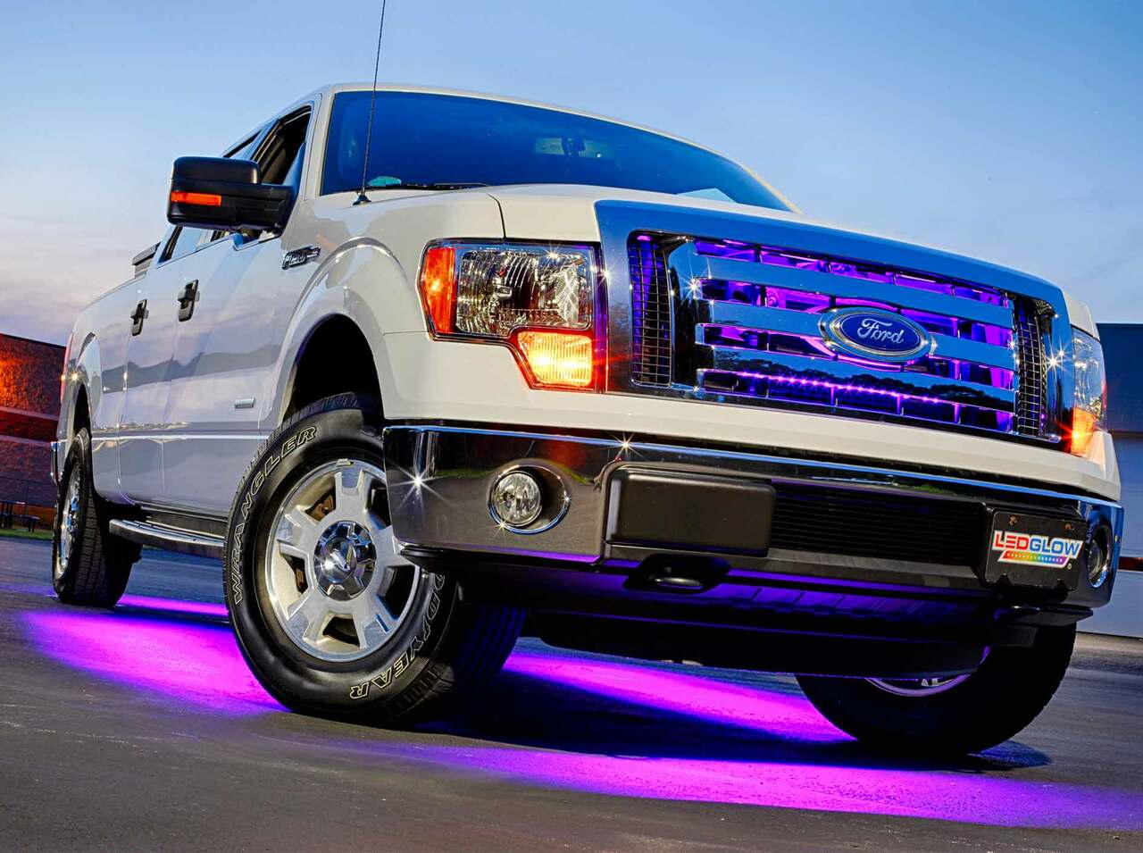 LEDGlow 6pc 8pc Flexible LED Million Color Interior Lights | Truck bed  lights, Led lights for trucks, Truck lights