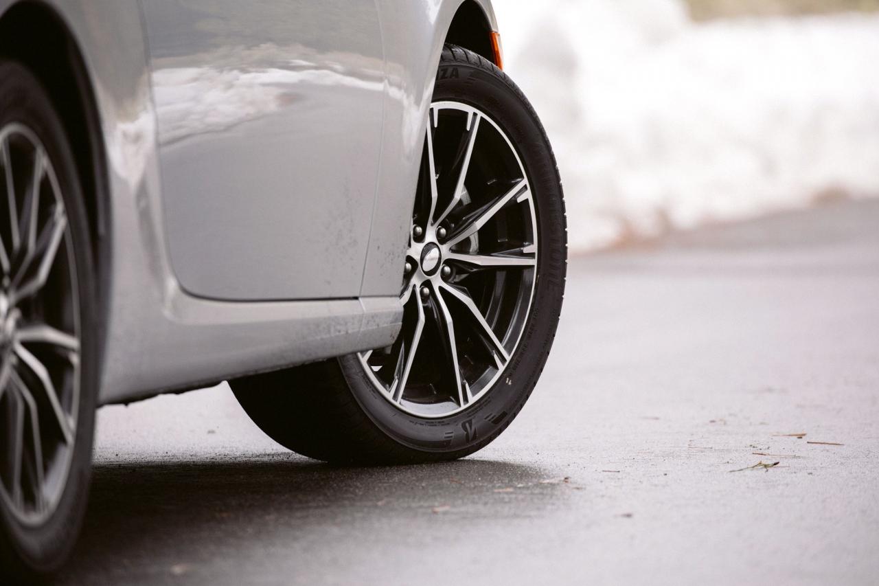 Bridgestone's Turanza QuietTrack Tire Silences Electric Cars | WIRED