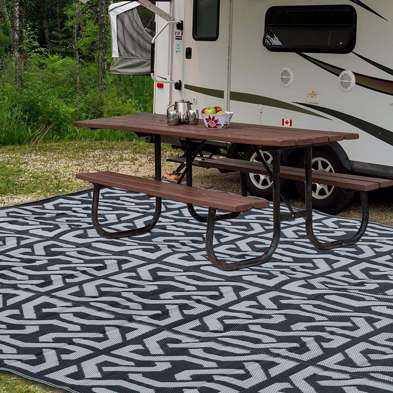 Best Outdoor Rugs (2021) For Camping Trips And RV Travel
