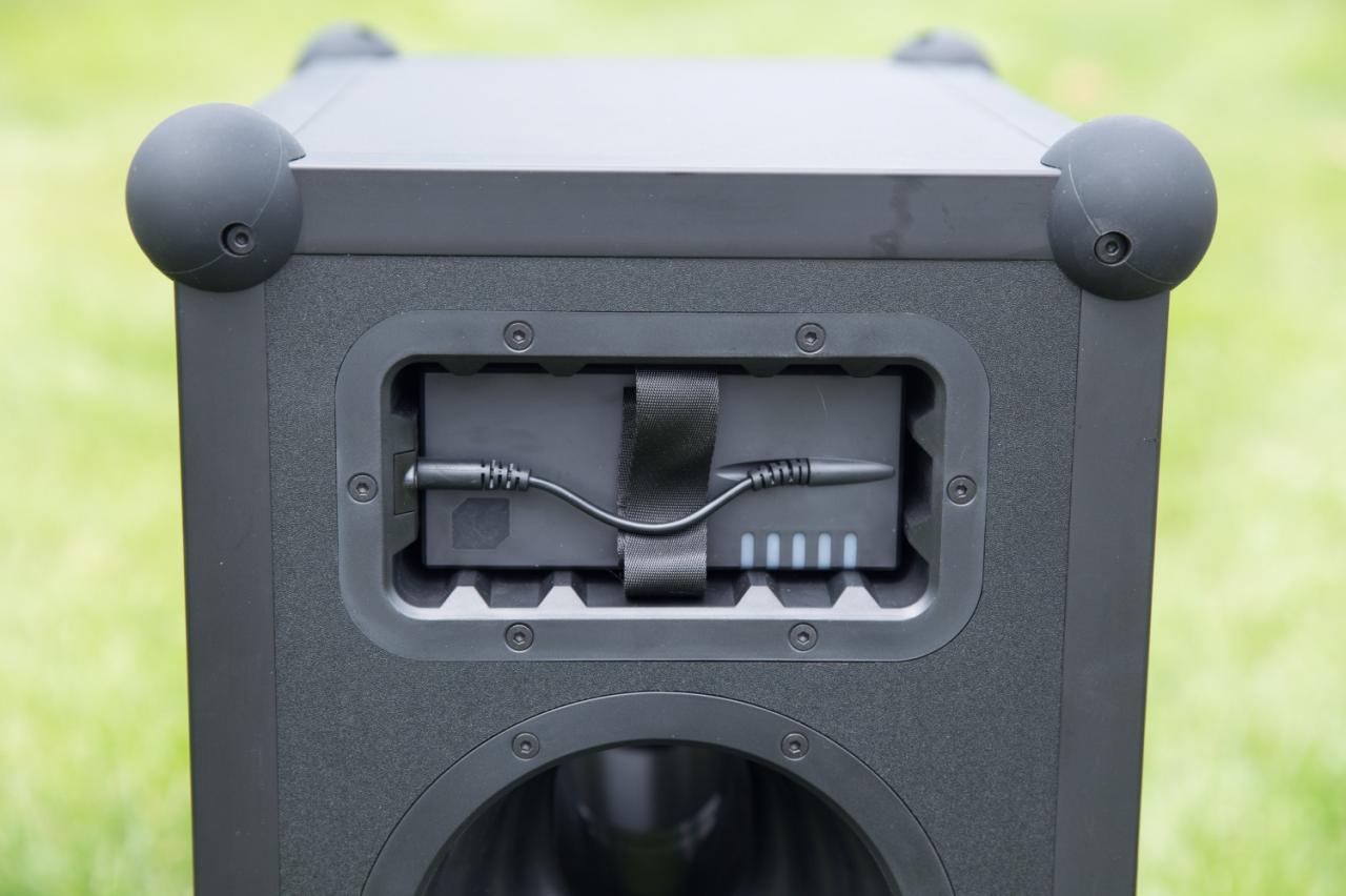 The New Soundboks is a massive, pro-level, battery-powered Bluetooth speaker  | TechCrunch