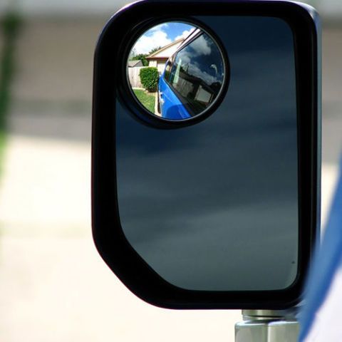 12 Best Blind Spot Mirrors For Your Car 2018 - Blind Spot and Side View  Mirrors
